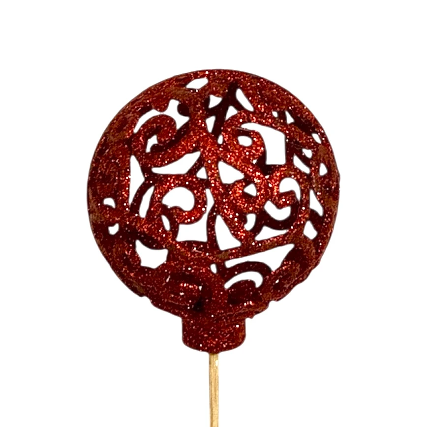 Opengewerkte kerstbal rood met glitters op stokje  (kerst-winter)