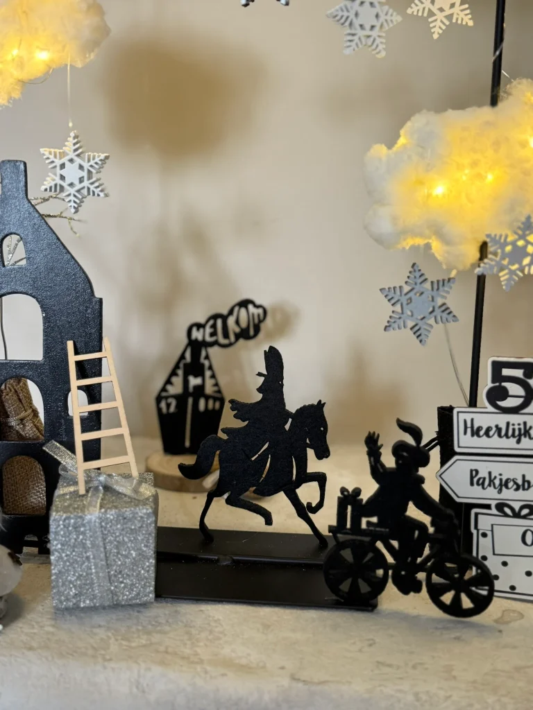DIY-Pakket; In de wolken van de Sint MET silhouetten & wegwijzer