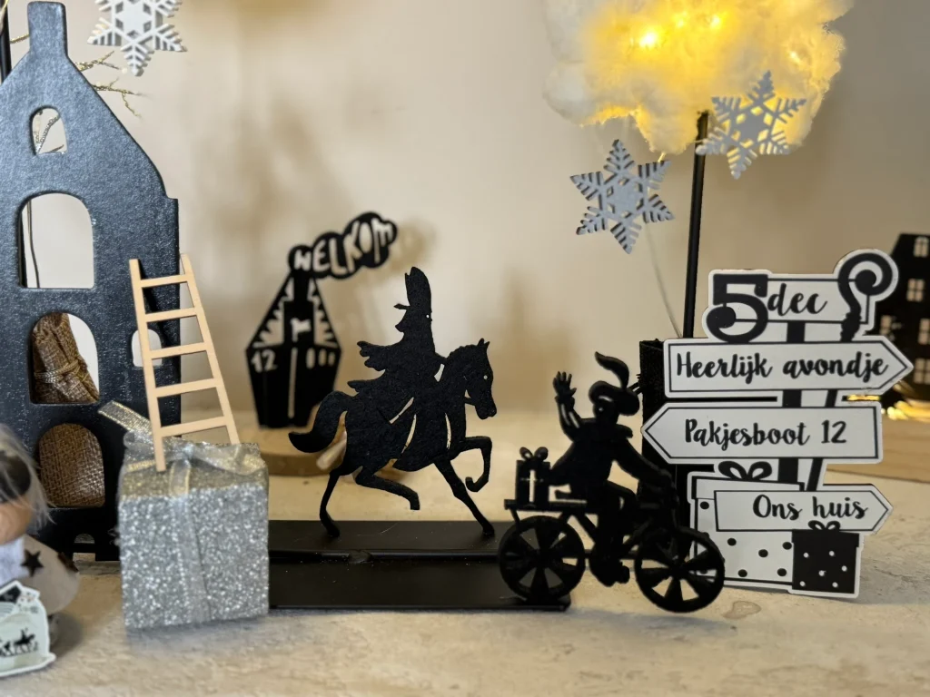 DIY-Pakket; In de wolken van de Sint MET silhouetten & wegwijzer