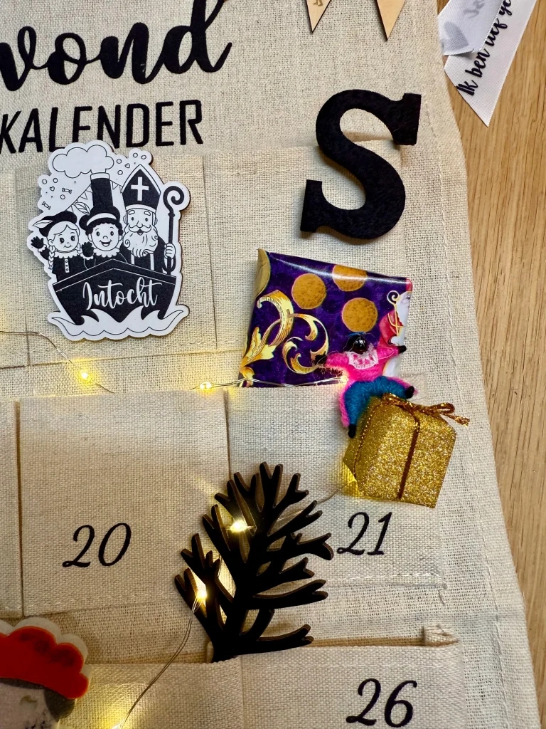 D.I.Y.-Pakket Pakjes Aftelkalender Zwart-Wit en KLEUR