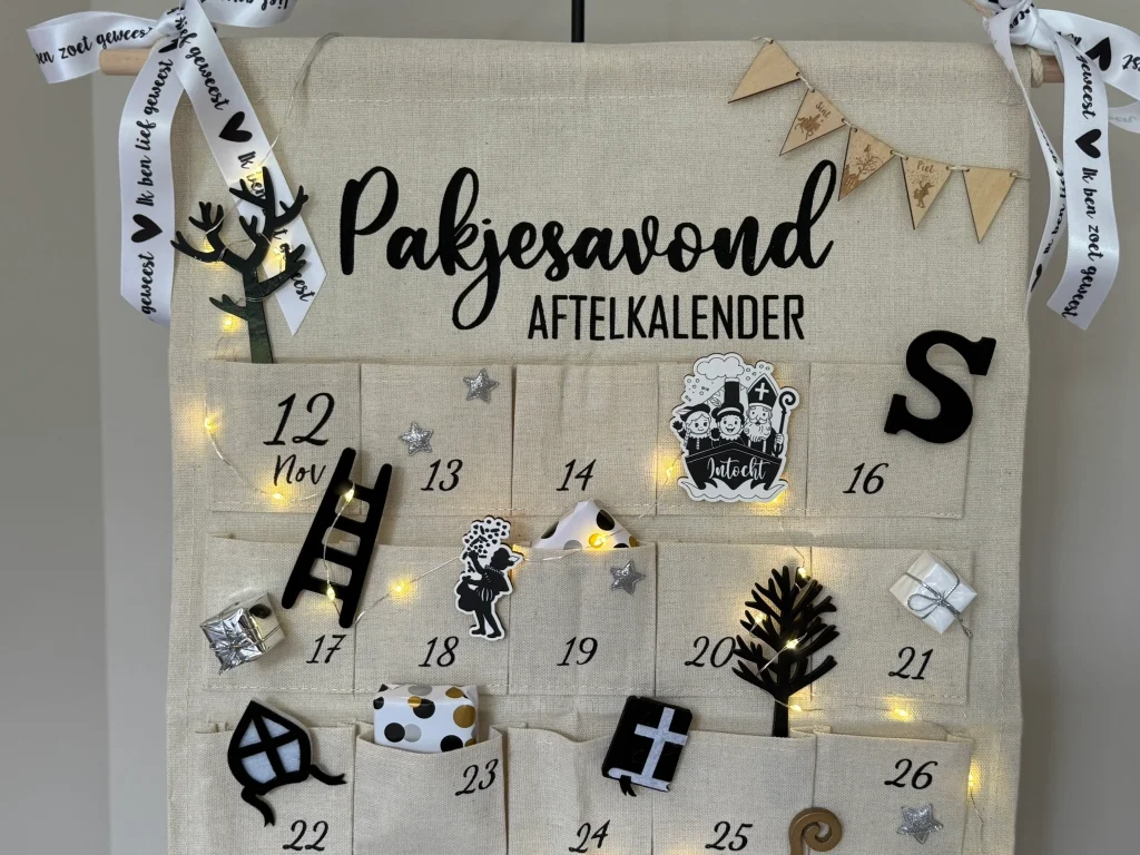 D.I.Y.-Pakket Pakjes Aftelkalender Zwart-Wit en zilveren accenten