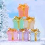 3 kleine mini kadootjes, glow in the dark, 1,4cm ( Goud - lila - lichtblauw)
