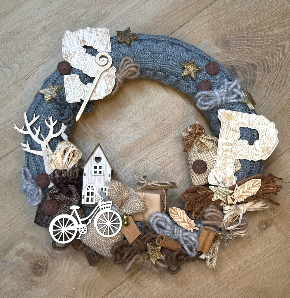 DIY-Pakket; Warme Nostalgische Sint en Piet krans 30cm