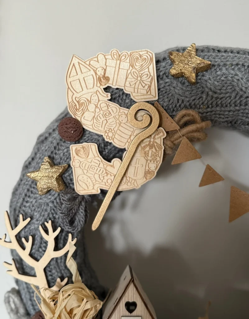 DIY-Pakket; Warme Nostalgische Sint en Piet krans 30cm