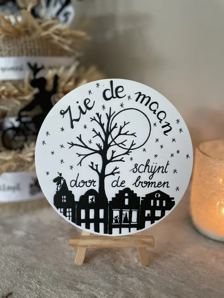 Handlettering Sinterklaastekst; "Zie de maan..." 15cm